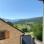 Casa Mya. A Modern Duplex In The Spanish Pyrenees Prázdninový dům *