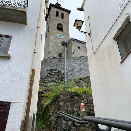 Casa Mya. A Modern Duplex In The Spanish Pyrenees
