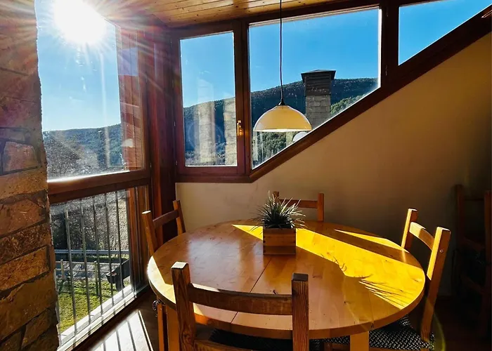 Casa Mya. A Modern Duplex In The Spanish Pyrenees Casa de Férias